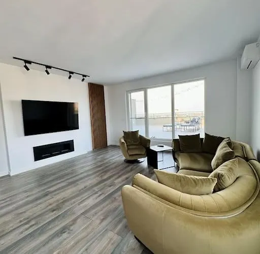 City View Penthouse In Timsoara